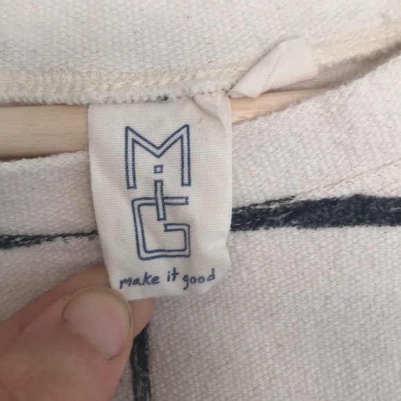 Make It Good Windowpane Print Cropped Sweatshirt - Picture 2 of 2